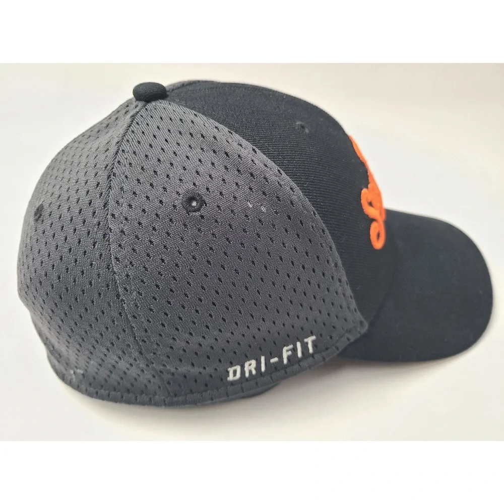 San Francisco Giants Nike Mesh Flex Fitted (Seems S-M)‎ Hat Cap MLB Black Gray